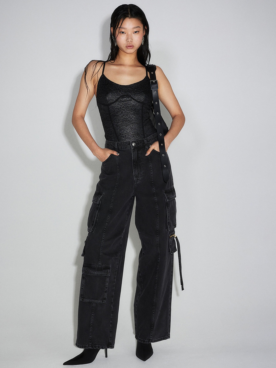 

H&M Women Pure Cotton Wide Cargo Trousers, Black