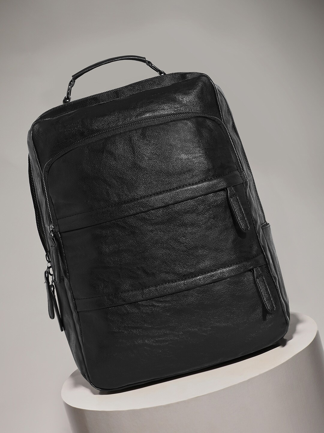 

French Accent The Urban Drifter Men Textured Non-Padded Backpack, Black