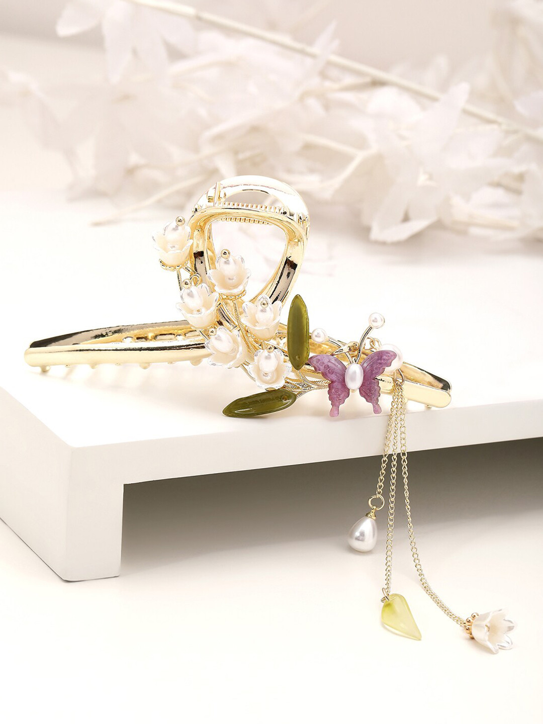 

PANASH Gold-Plated Pearl Studded Floral Claw Clip
