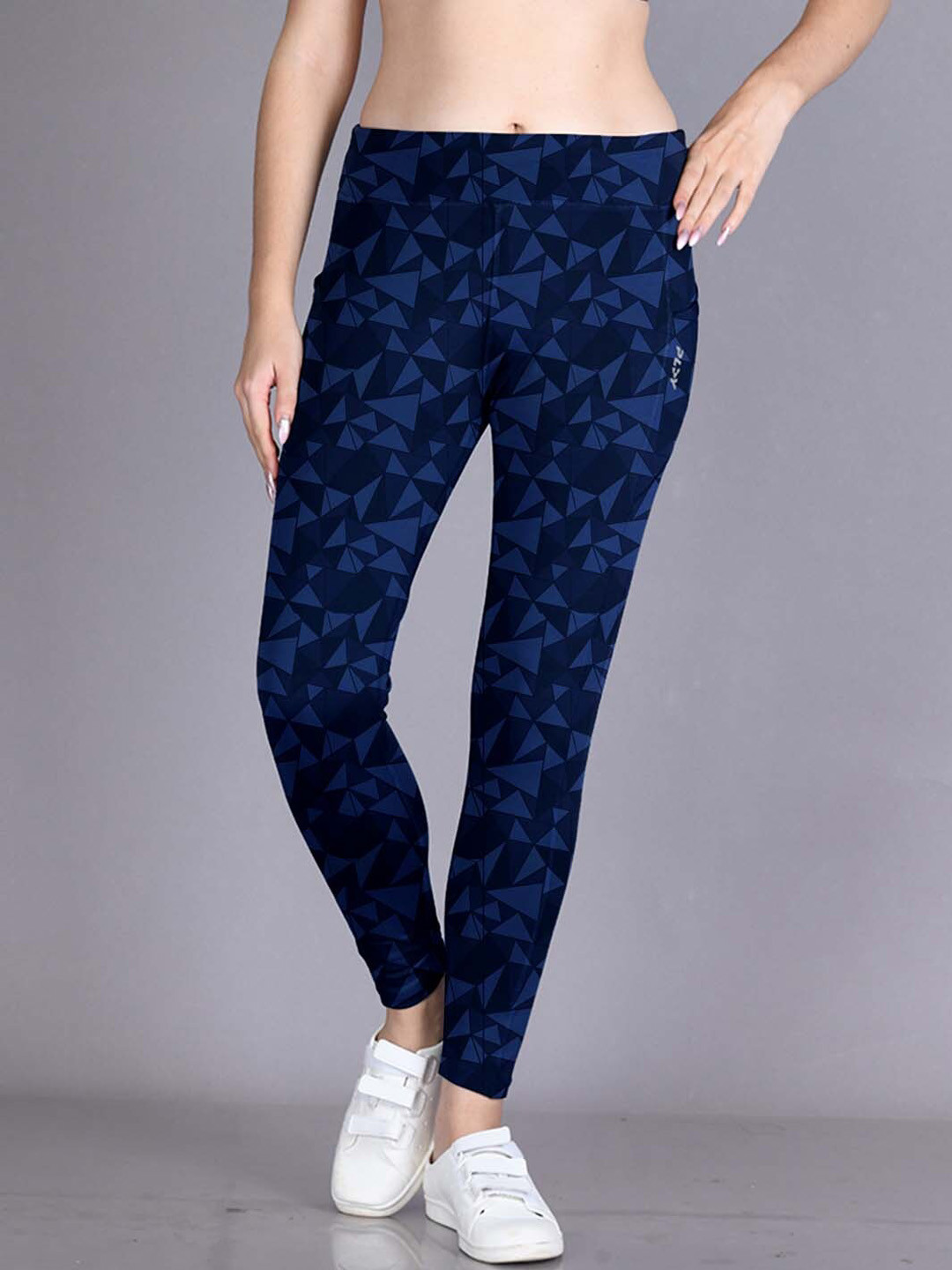 

Lyra Women Slim-Fit Rapid-Dry Ankle-Length Sports Track Pant, Navy blue