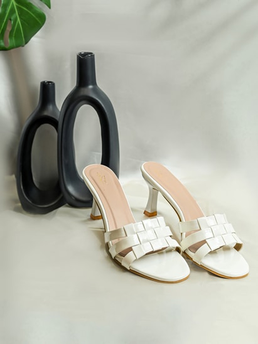

THE WHITE POLE Textured Open Toe Slim Heels