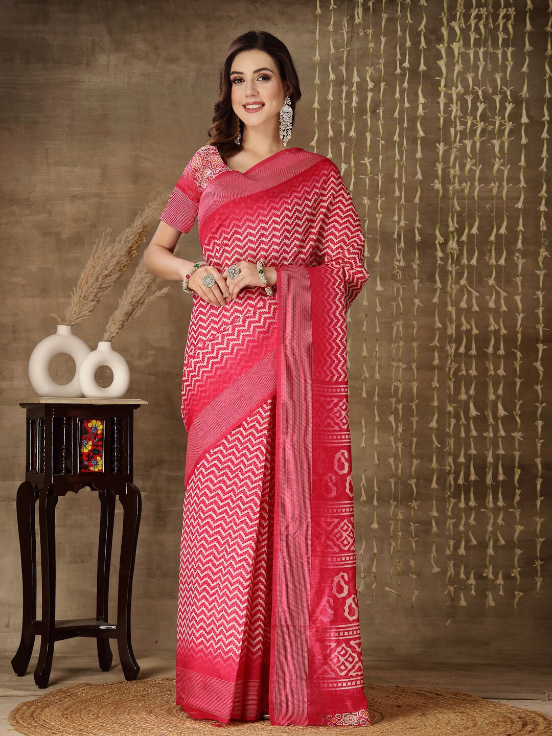 

Stylum Leheriya Ethnic Motifs Printed Saree, Pink