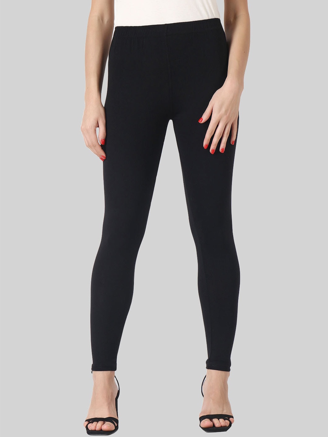 

SAUNDARYA Mid Rise Stretch Fit Ankle-Length Cotton Leggings, Black