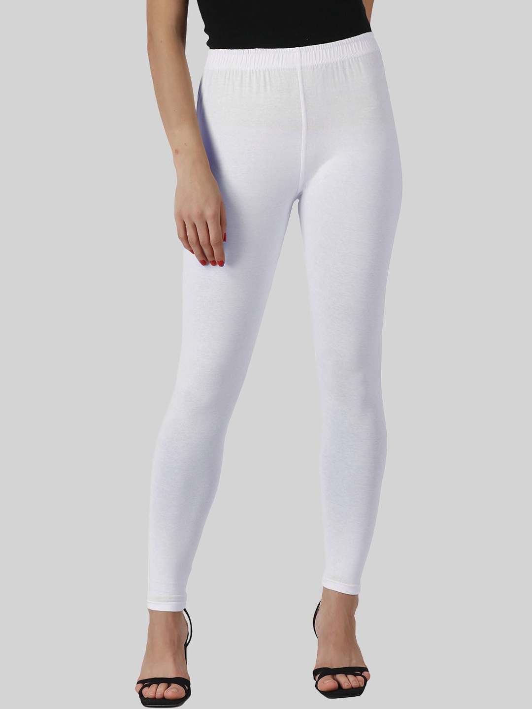 

SAUNDARYA Stretch-Fit Anti-Pilling Cotton Leggings, White