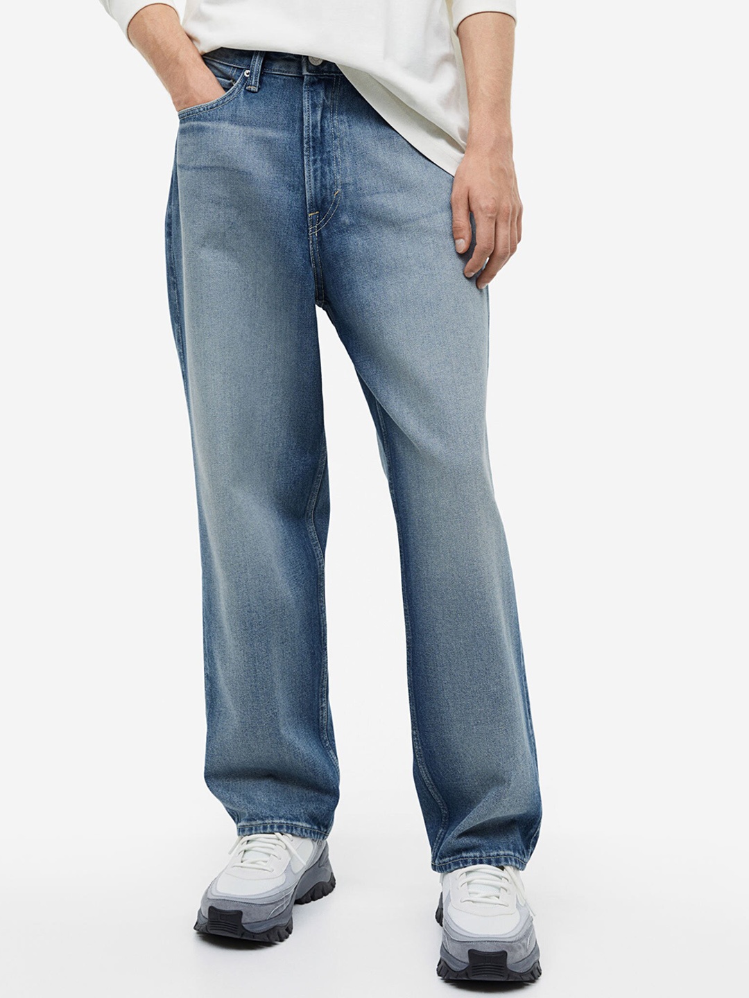 

H&M Men Loose Jeans, Blue