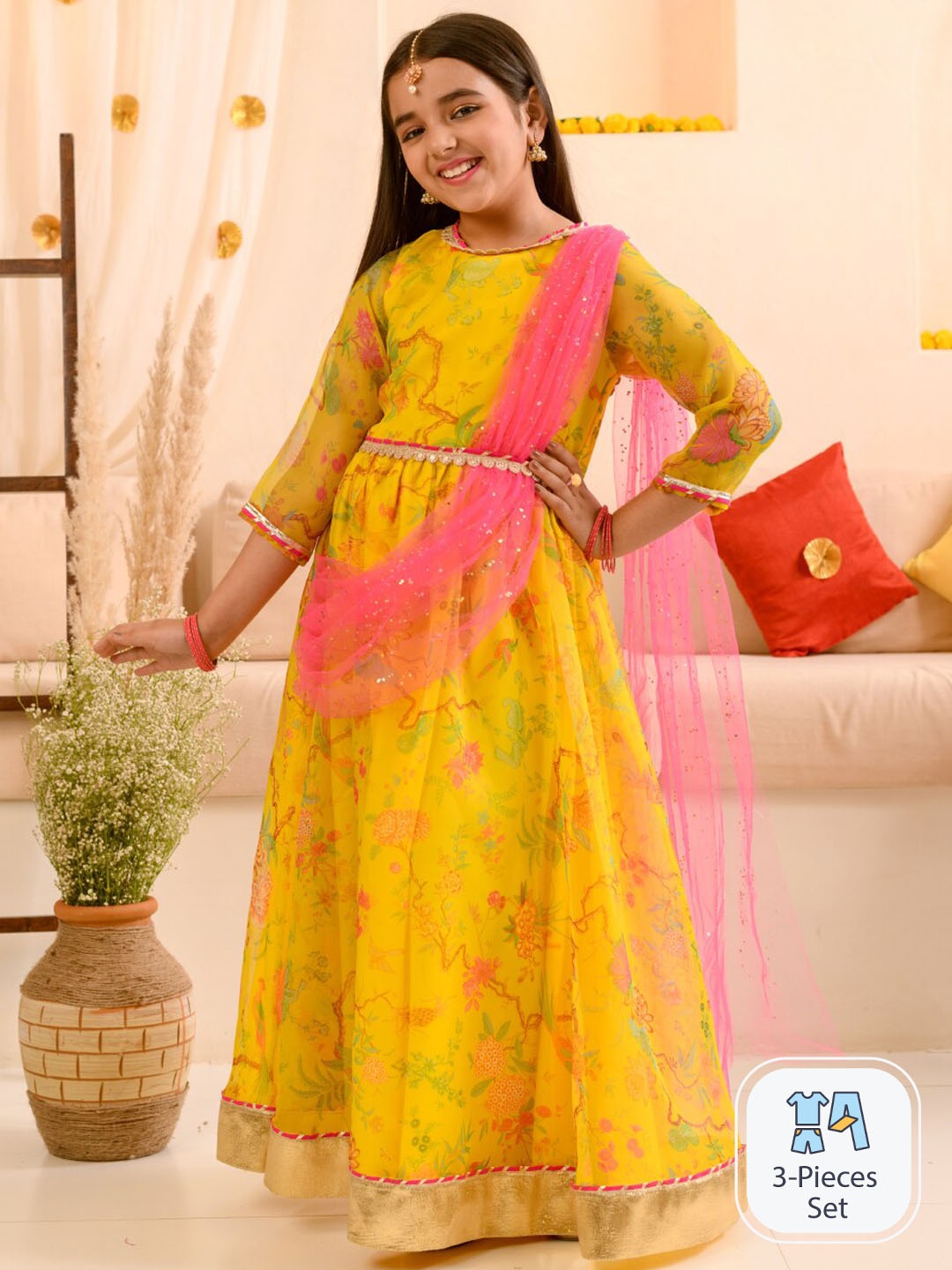 

pspeaches Girls Printed Fit & Flare Maxi Ethnic Dress With Dupatta & Waist Belt, Yellow