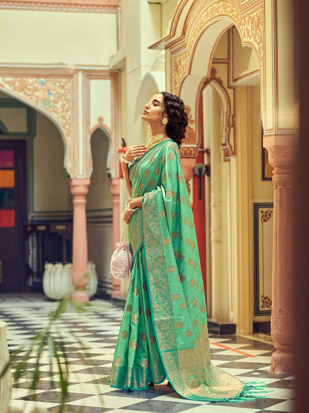 

Mitera Woven Design Zari Banarasi Saree, Blue