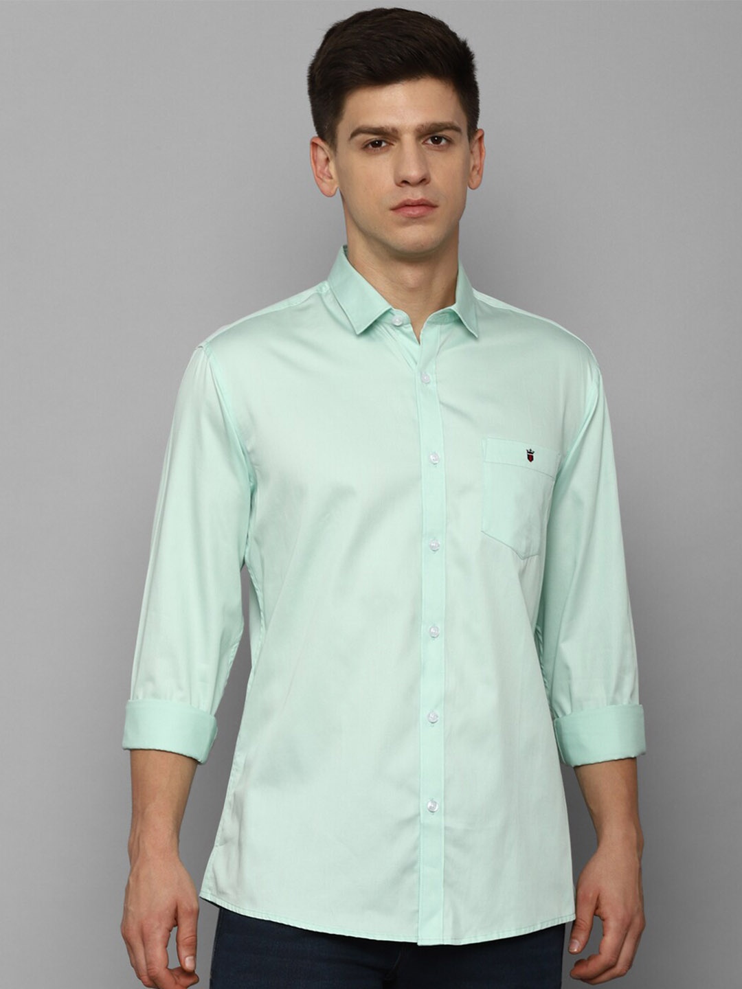 

Louis Philippe Jeans Slim Fit Opaque Casual Shirt, Green
