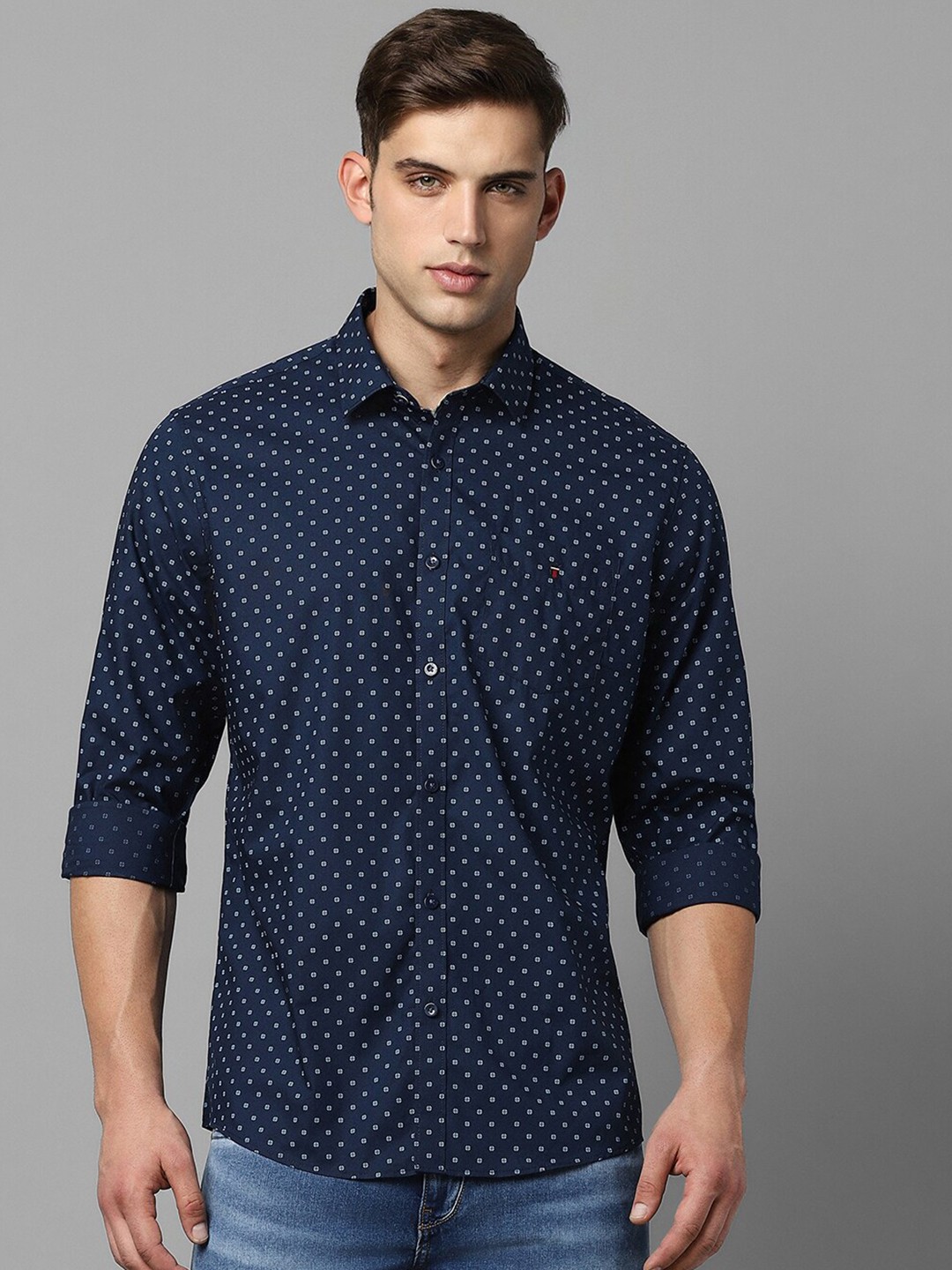 

Louis Philippe Sport Men Slim Fit Printed Pure Cotton Casual Shirt, Navy blue