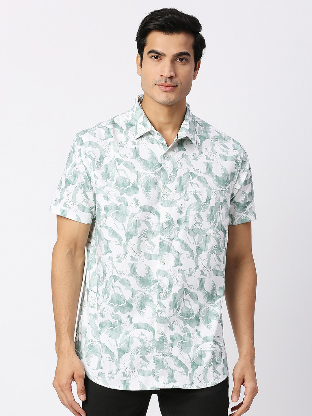 

VALEN CLUB Slim Fit Abstract Printed Casual Shirt, White