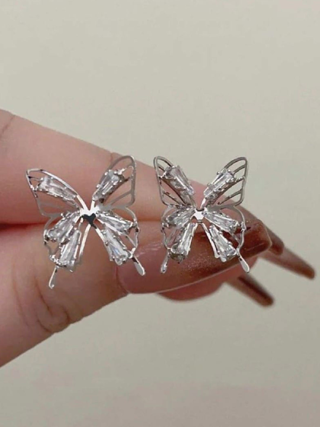 

SALTY Electroplated Diamond Butterfly Contemporary Studs Earrings, Silver