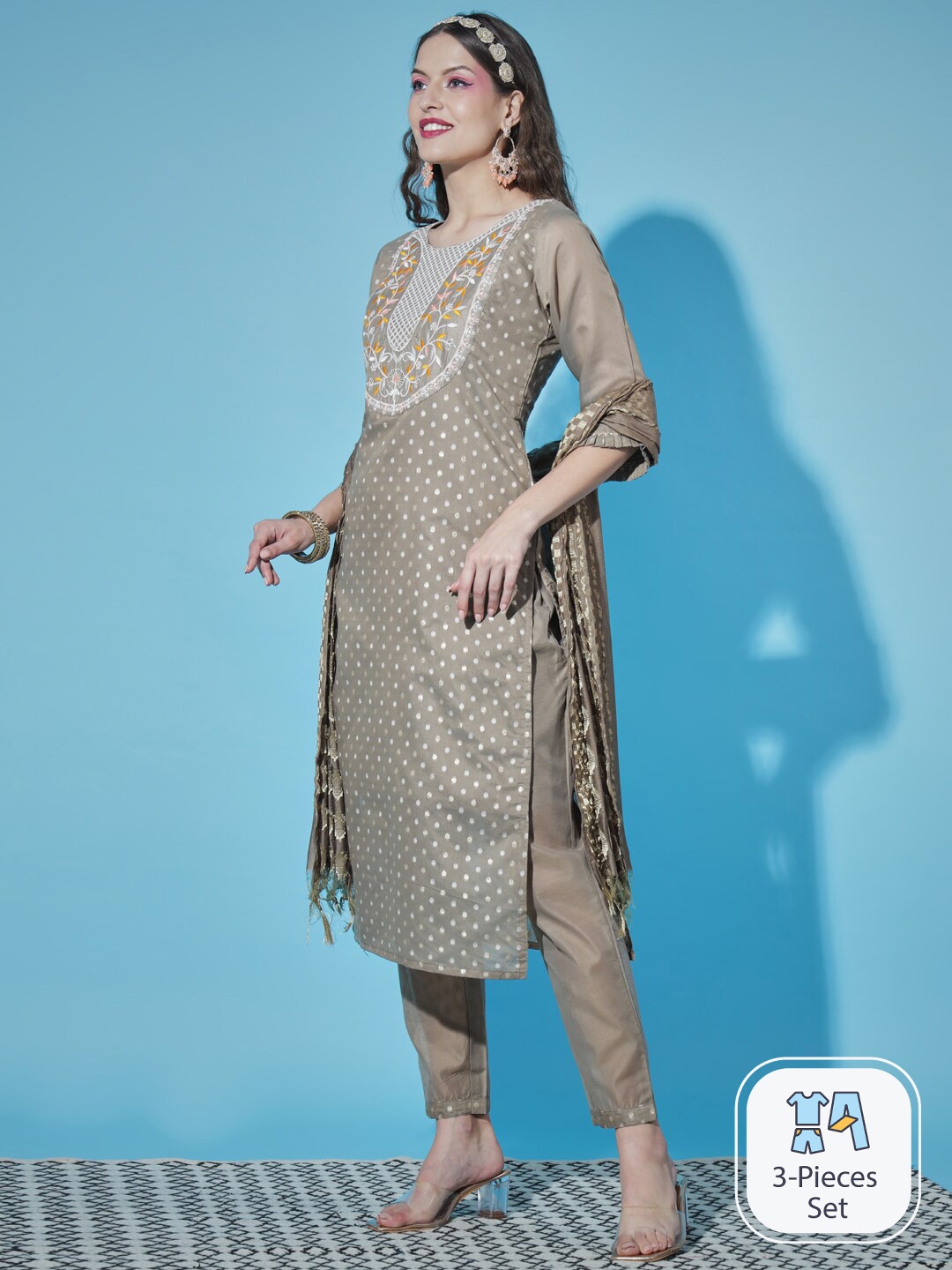 

PPTOSS Floral Embroidered Regular Kurta With Trousers & With Dupatta, Grey