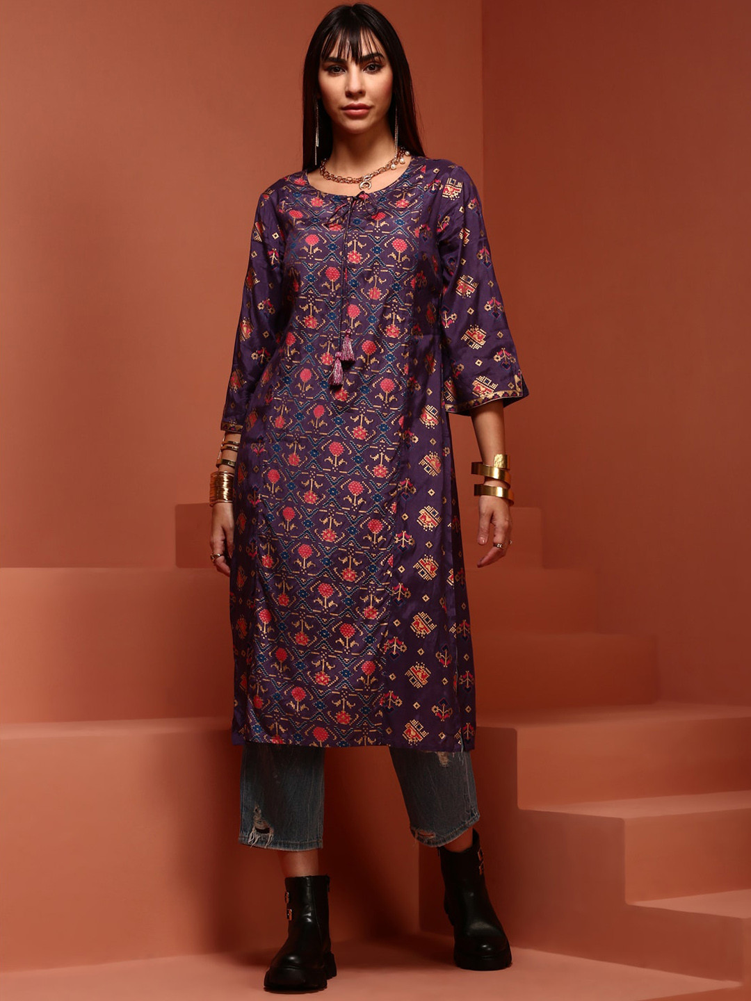 

IMARA Ethnic Motifs Printed Tie-Up Neck Straight Kurta, Purple