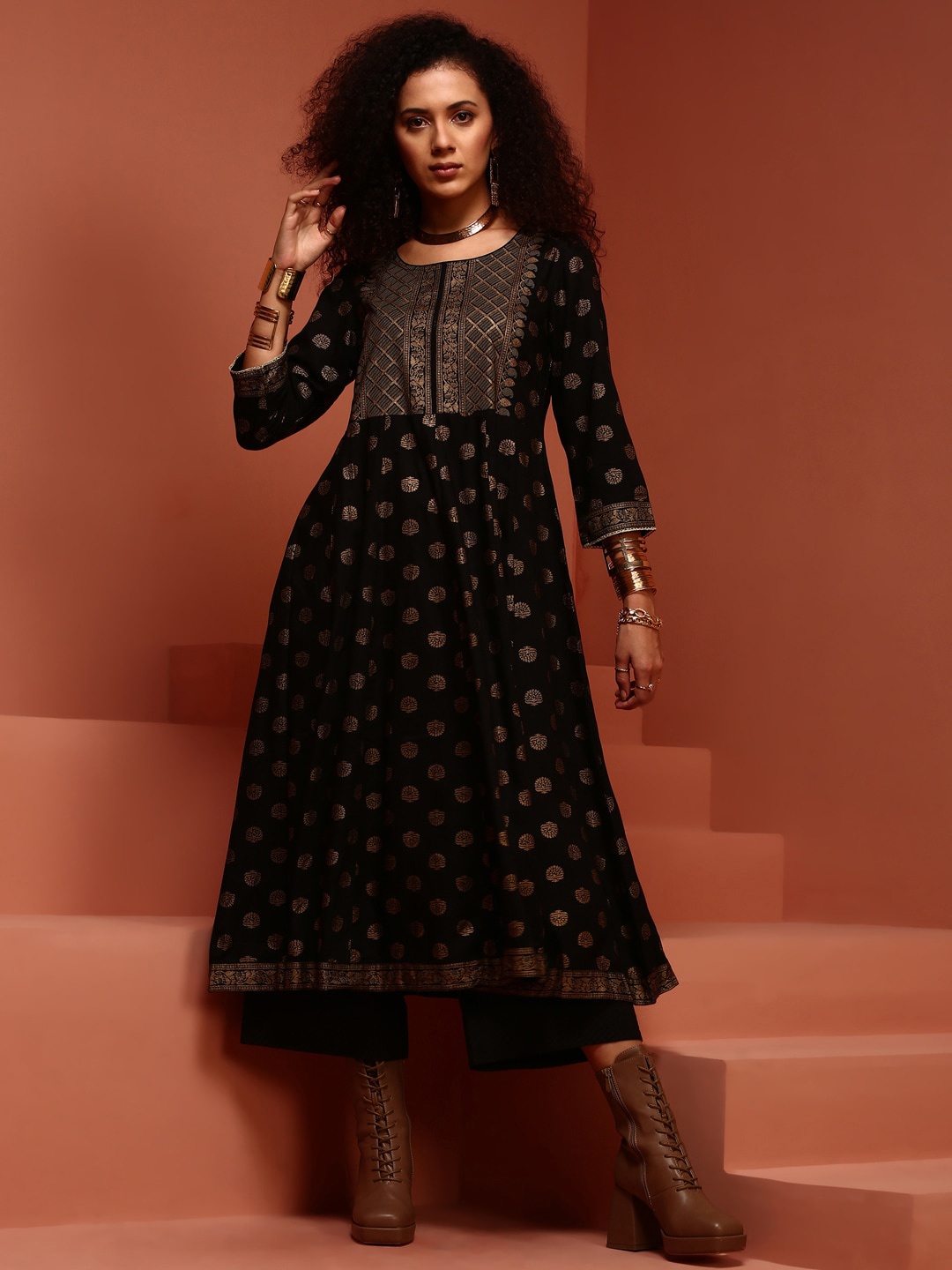 

IMARA Ethnic Motifs Woven Design Anarkali Kurta, Black