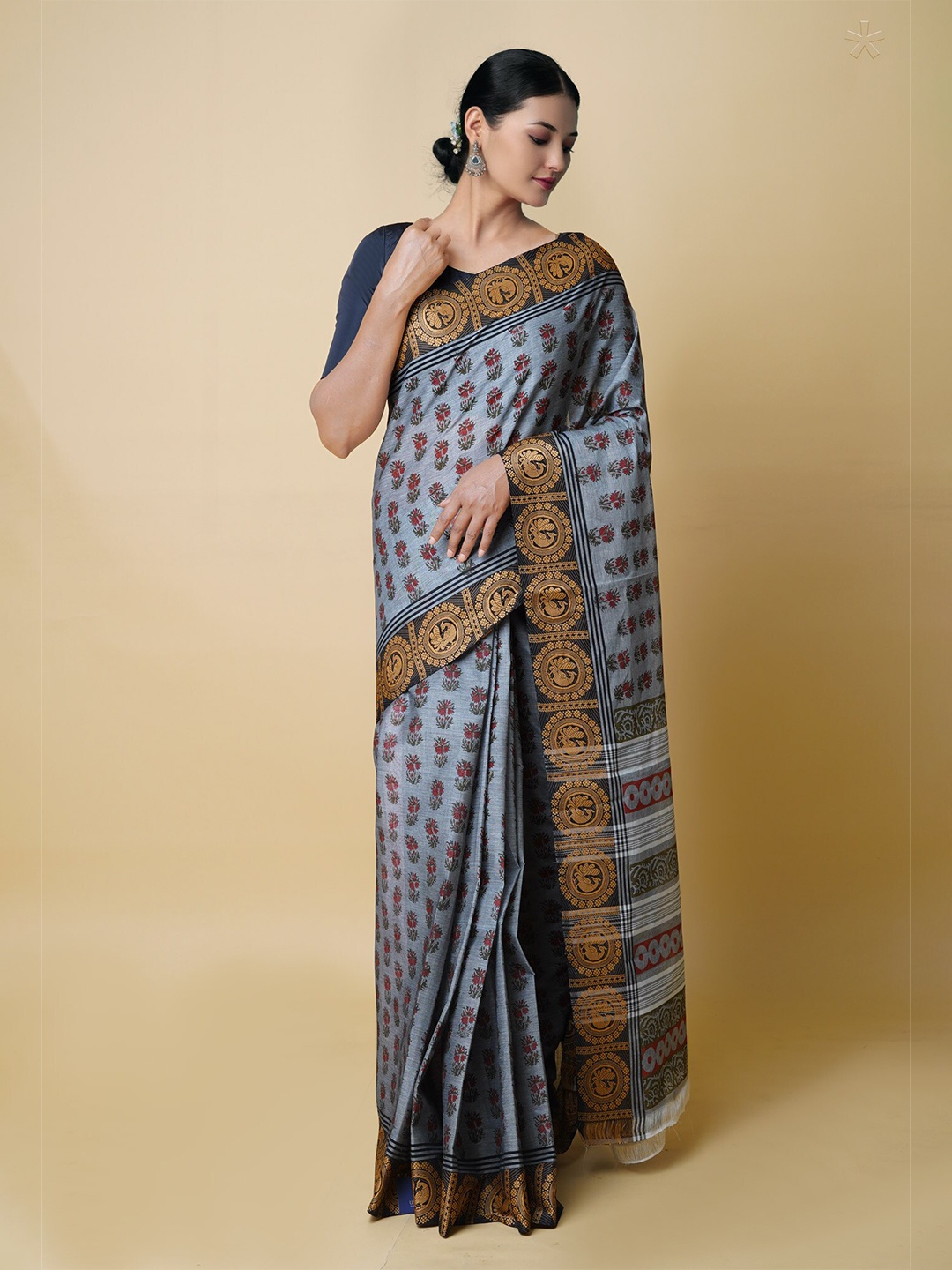 

Unnati Silks Floral Printed Pure Cotton Handloom Chettinad Saree, Grey