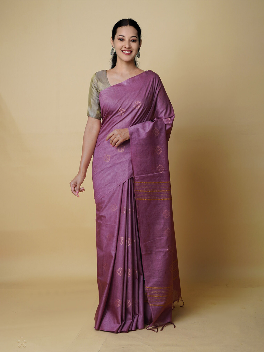 

Unnati Silks Ethnic Motifs Woven Design Zari Silk Cotton Chanderi Saree, Peach