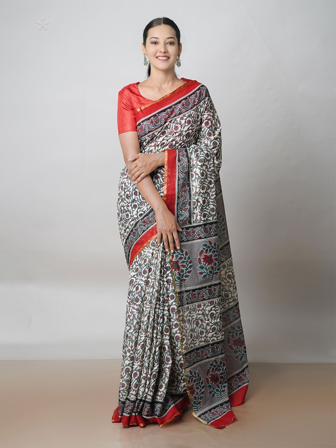 

Unnati Silks Ethnic Motifs Zari Pure Cotton Saree, Cream