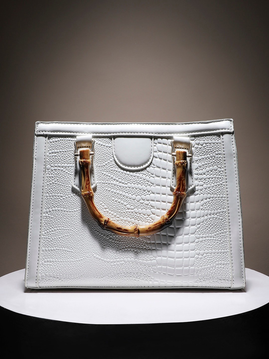 

HAUTE SAUCE by Campus Sutra PU Structured Textured Handheld Bag, White