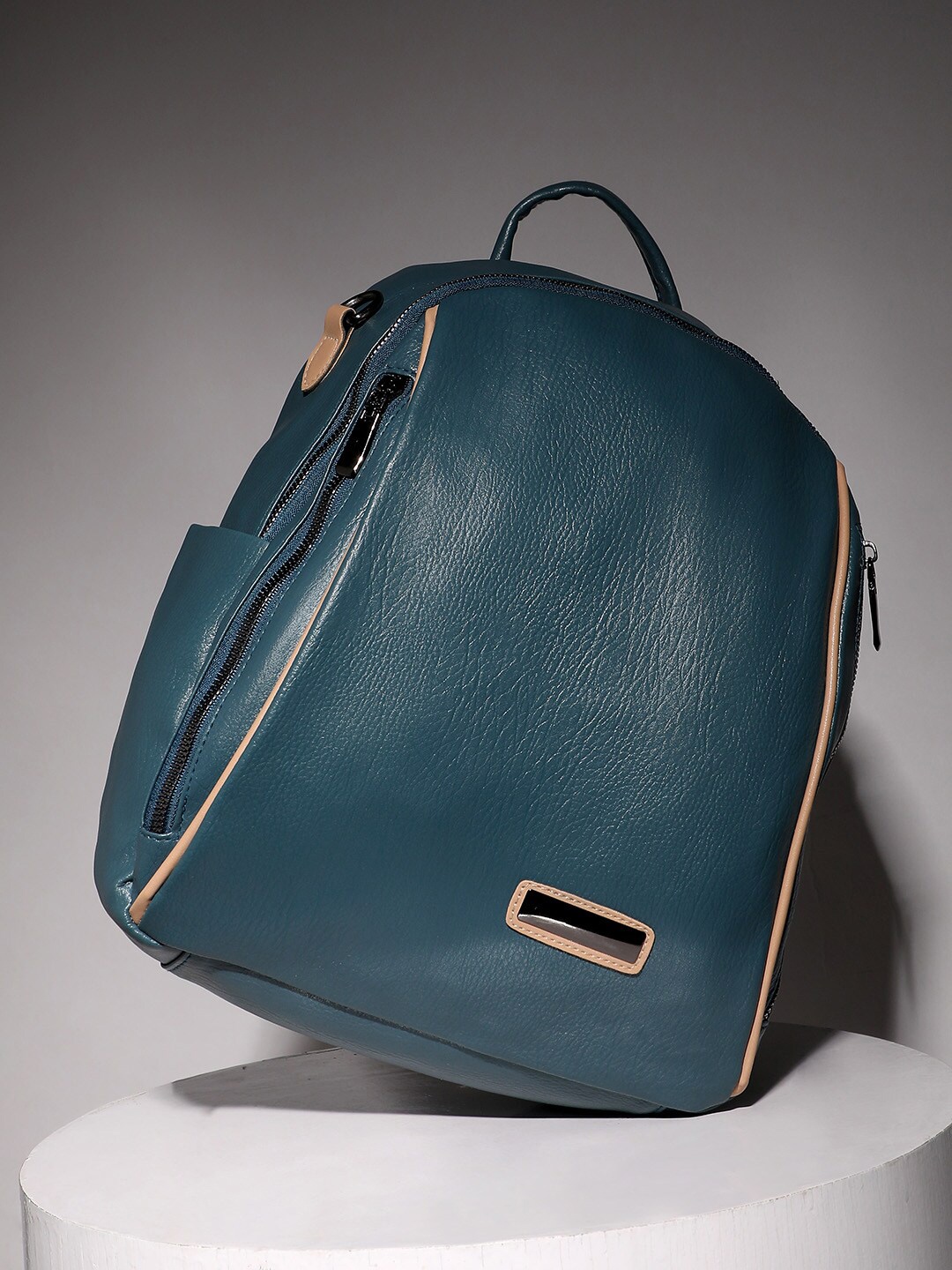 

HAUTE SAUCE by Campus Sutra Women Textured Non-Padded Compression Straps Backpack, Blue
