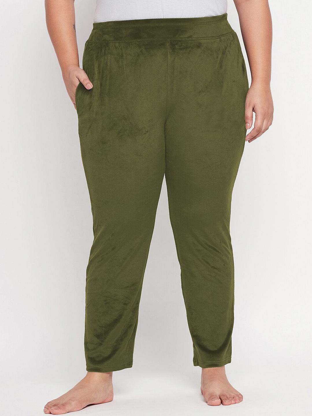 

Camey Women Plus Size Winter Soft & Warm Velvet Mid-Rise Lounge Pants, Olive