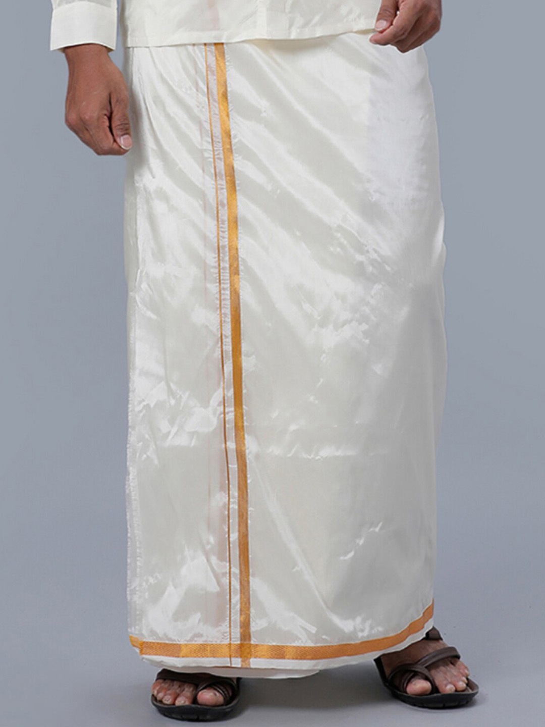 

Ramraj Border Detail Dhoti, Off white