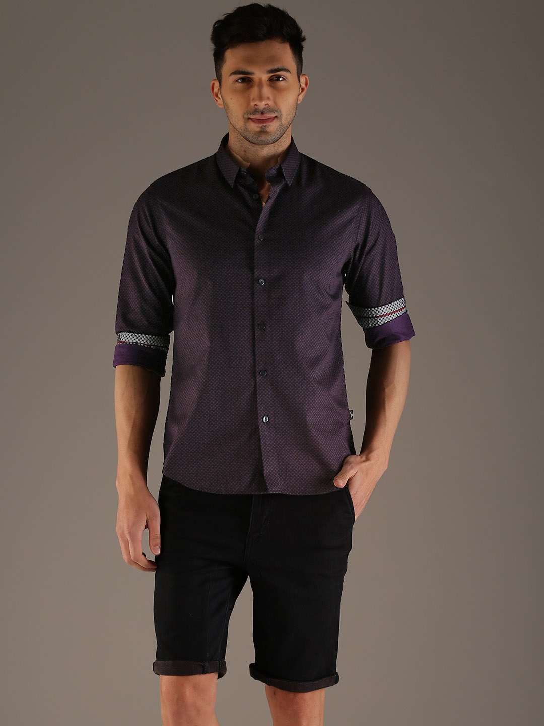 

Flying Machine Men Purple Slim Fit Printed Casual Shirt