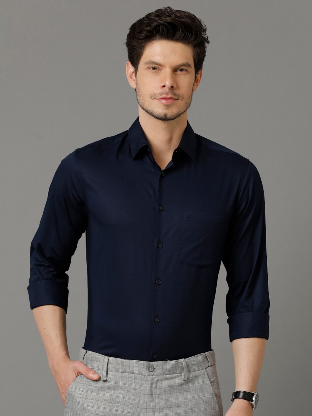 

Aldeno Comfort Spread Collar Regular Fit Cotton Formal Shirt, Navy blue