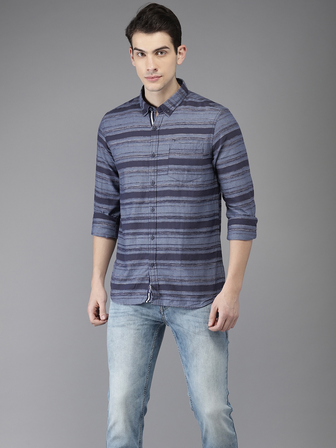 

Flying Machine Men Navy Blue Regular Fit Striped Casual Shirt