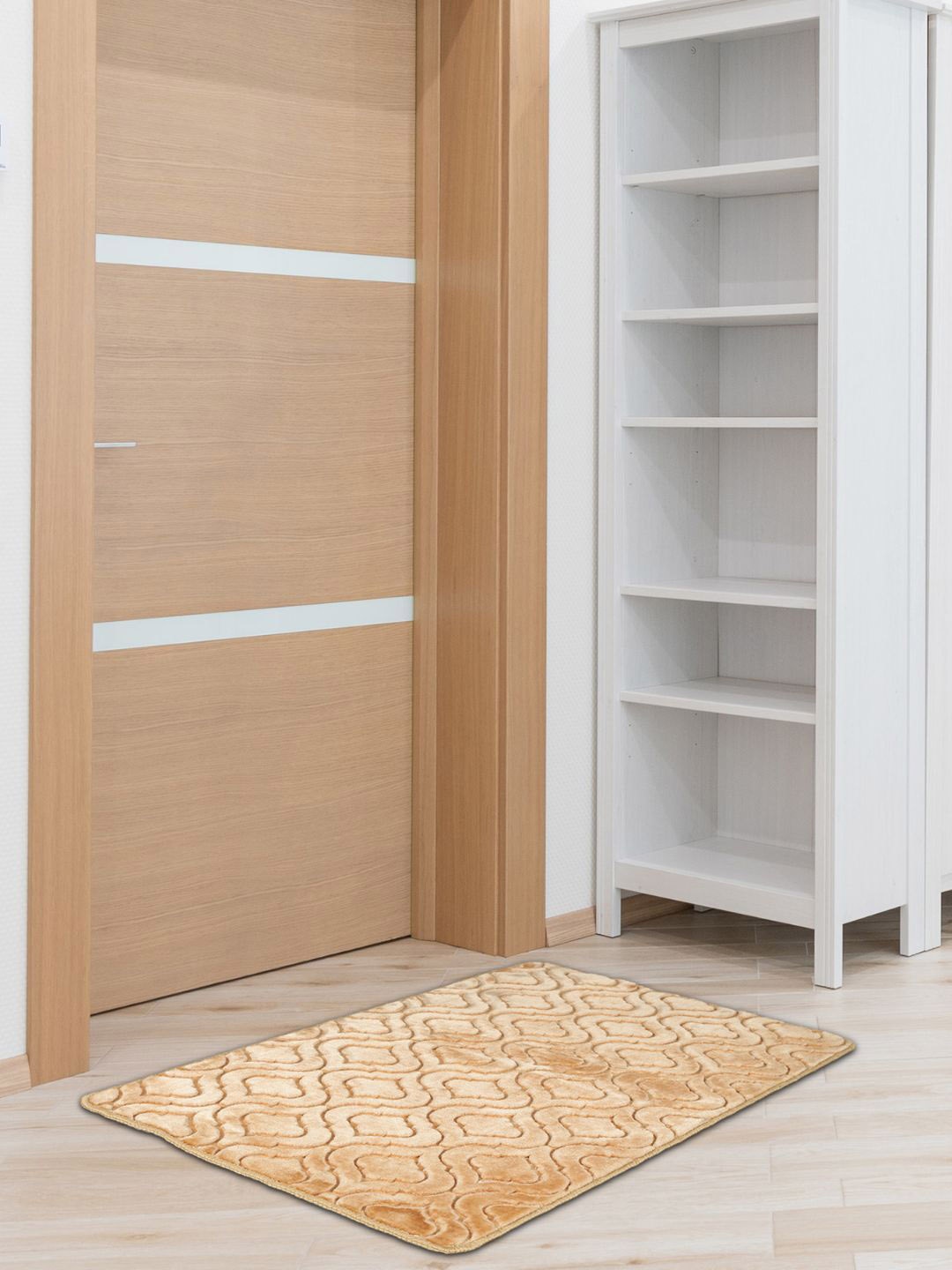 

Black gold Camel Brown Self-Design Microfiber Anti-Skid Doormat