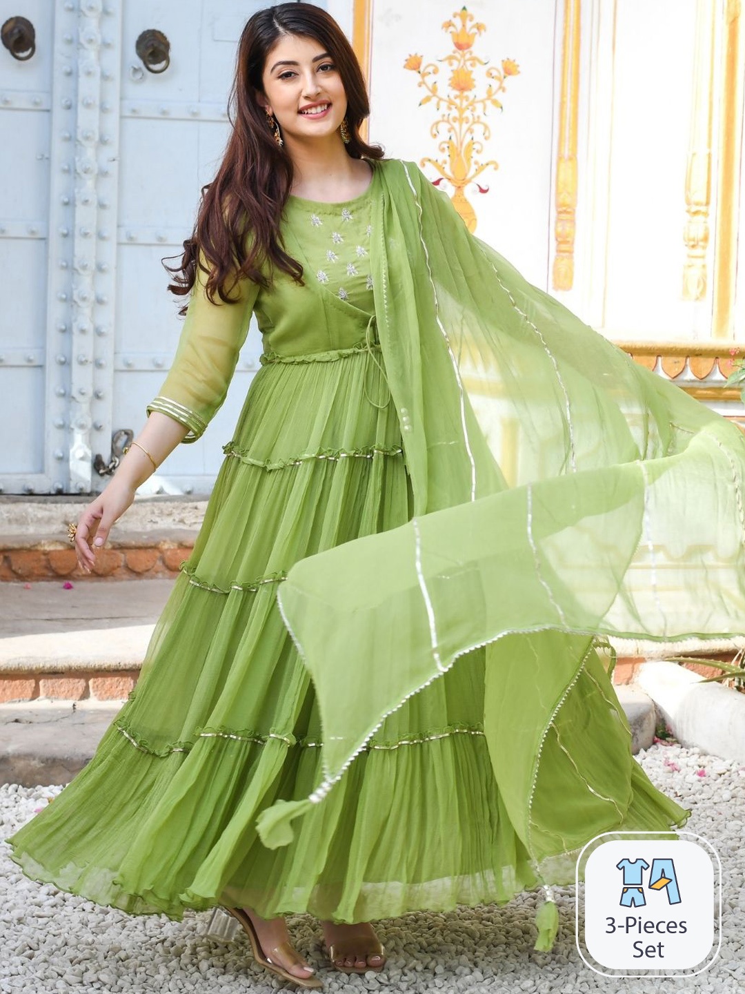 

Urbanstree Ethnic Motifs Embroidered Gotta Patti Kurta With Trousers & Dupatta, Green