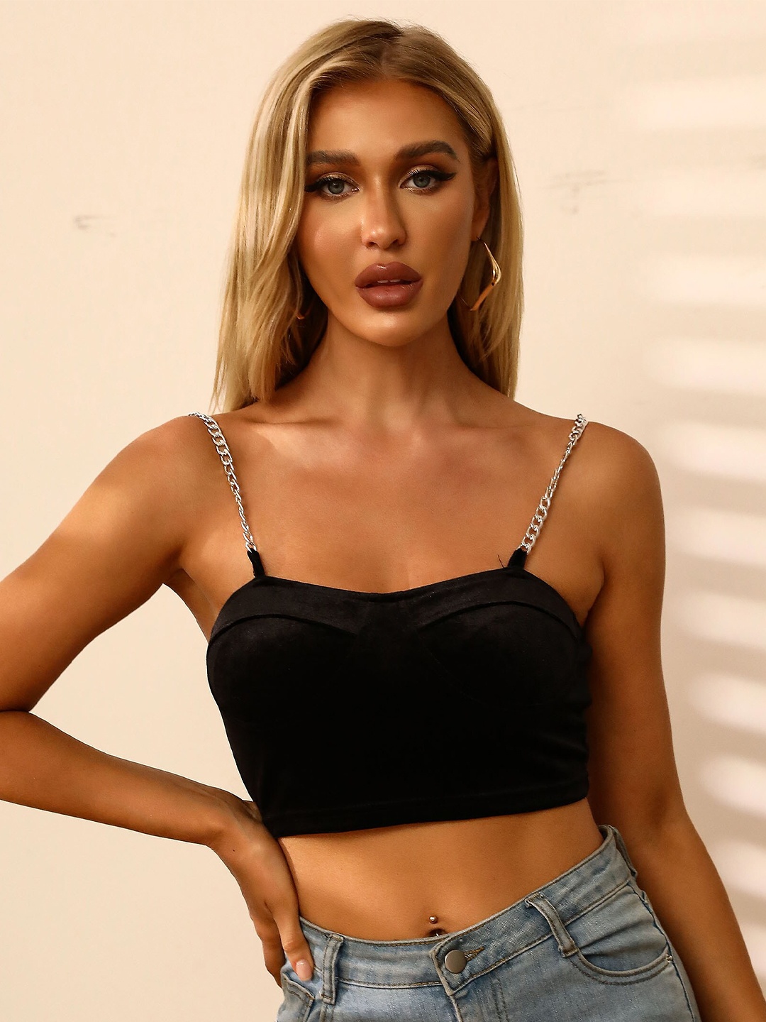 

StyleCast Solid Crop Fitted Top, Black