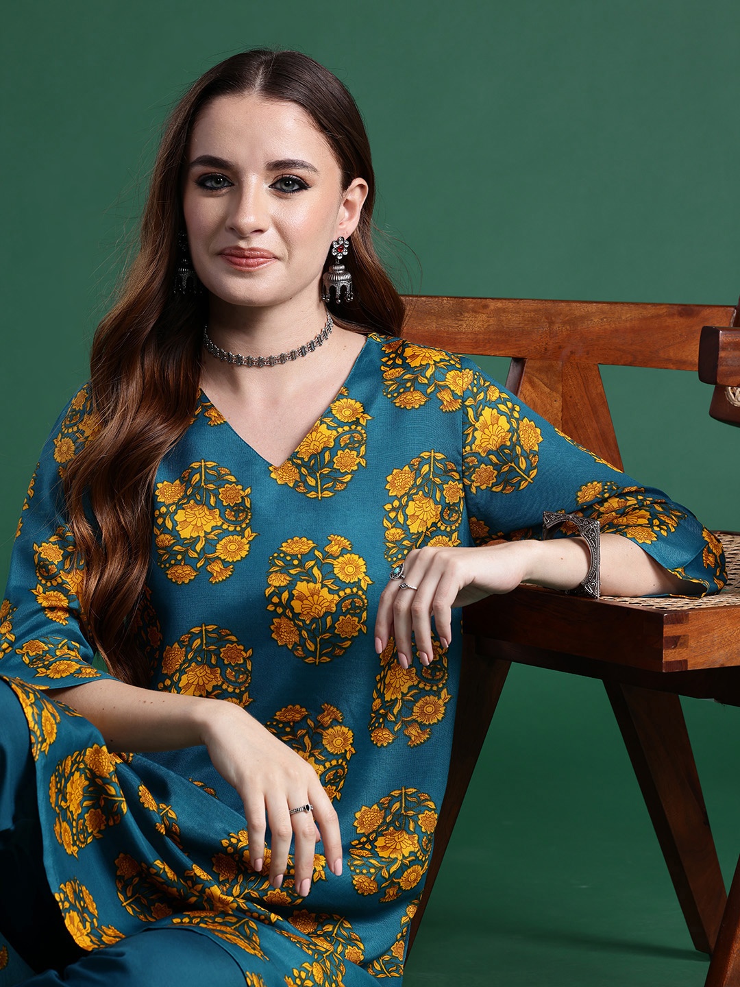 

Sangria Floral Printed A-Line Kurta with Trousers, Blue