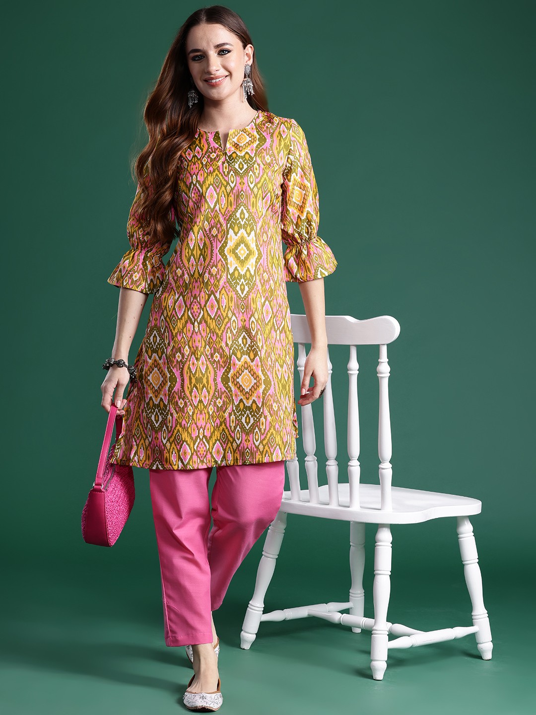 

Sangria Ethnic Motifs Print Puff Sleeves Kurta with Tulip Pants, Green