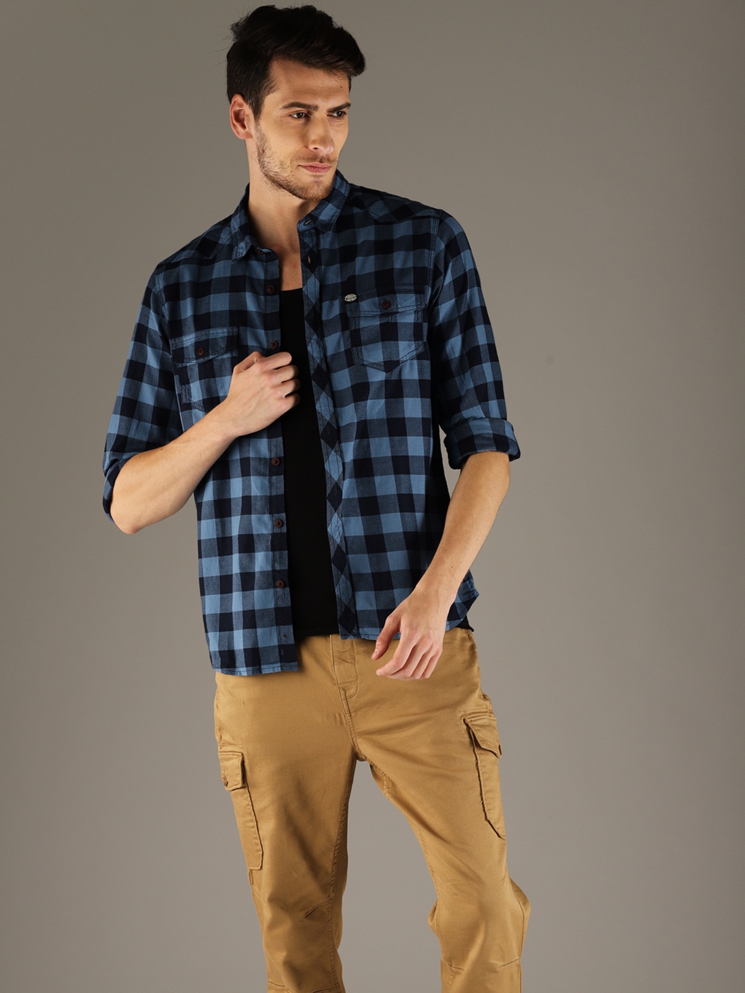 

Flying Machine Men Blue Regular Fit Checked Casual Shirt