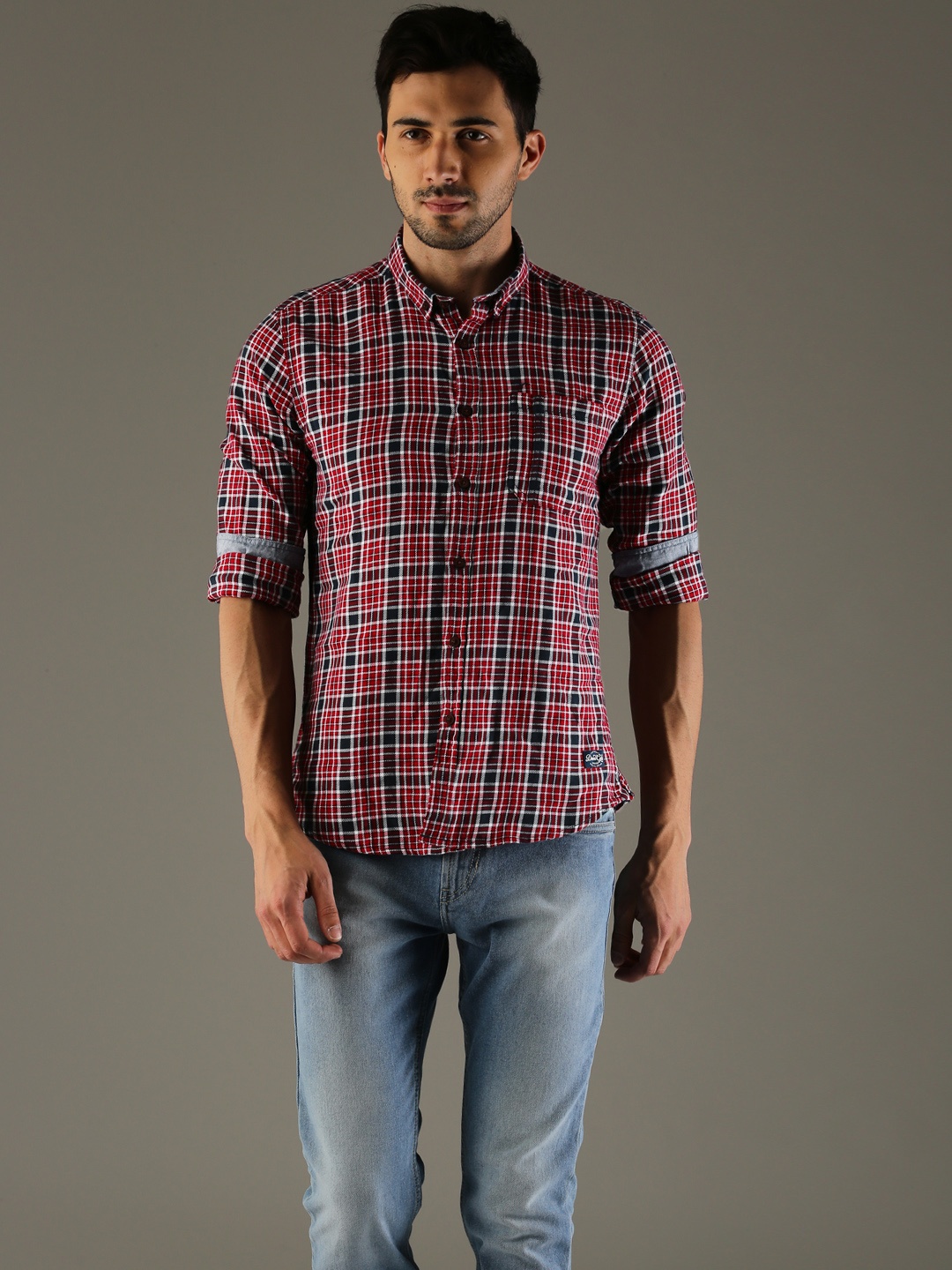 

Flying Machine Men Red & Navy Blue Slim Fit Checked Casual Shirt