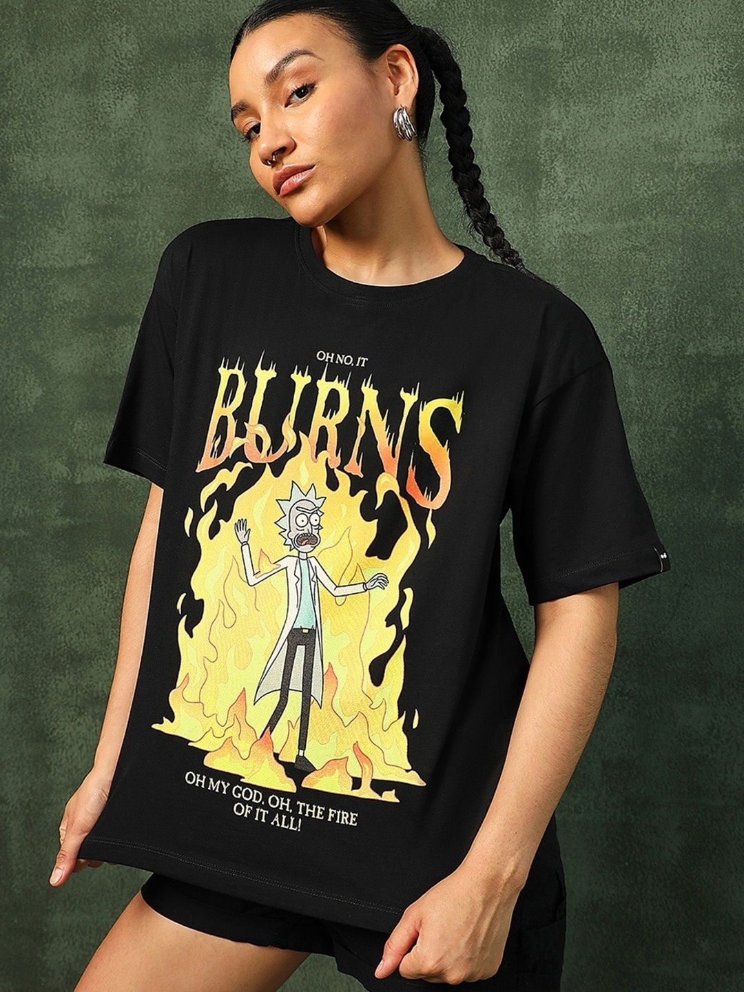 

Bewakoof Rick & Morty Printed Round Neck Cotton Oversized T-shirt, Black