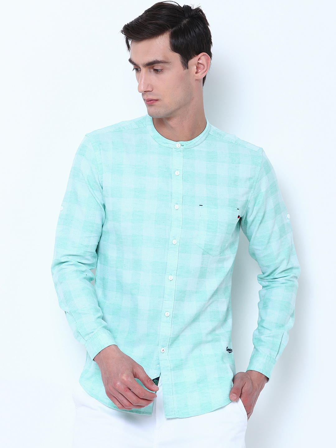 

LOCOMOTIVE Men Sea Green Slim Fit Checked Casual Shirt