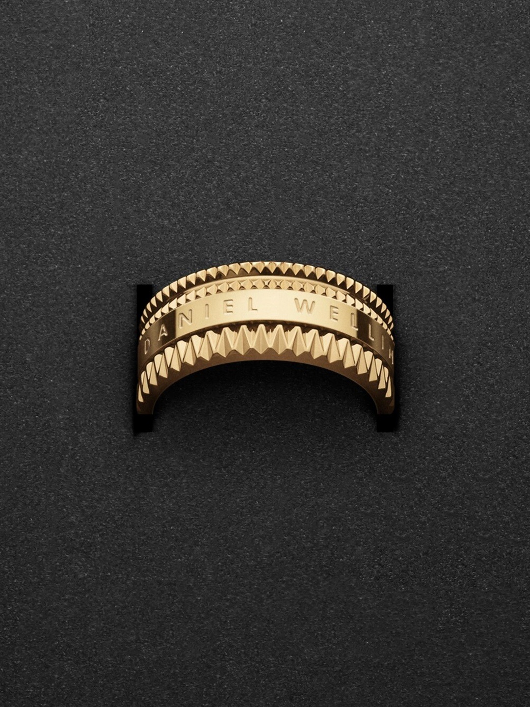 

Daniel Wellington Gold-Plated Elevation Finger Ring
