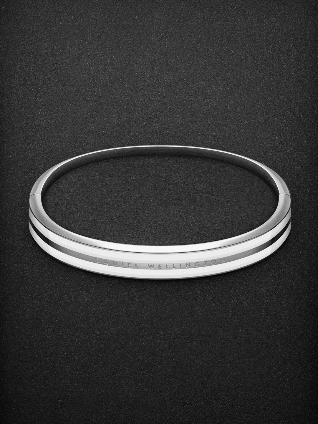 

Daniel Wellington Unisex Silver-Plated Cuff Bracelet