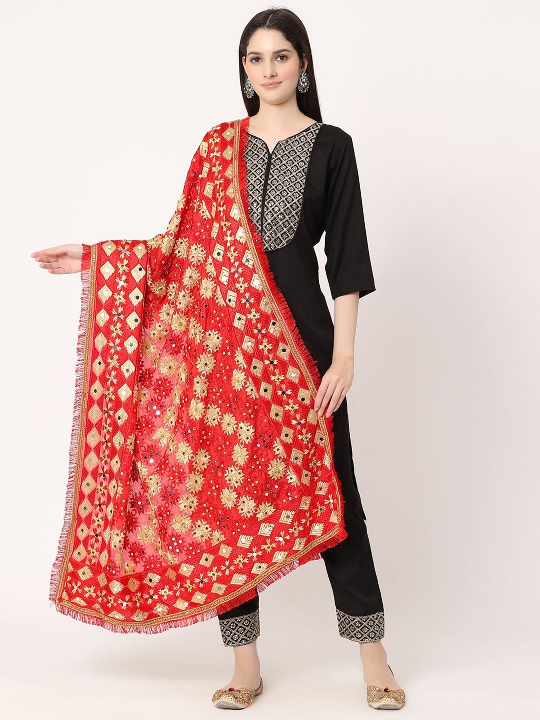 

Moda Chales Floral Embroidered Chiffon Dupatta With Phulkari, Red