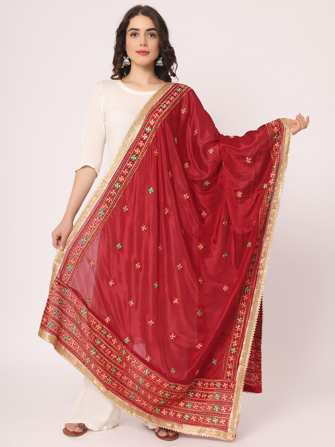 

Moda Chales Floral Embroidered Chiffon Dupatta With Phulkari, Maroon