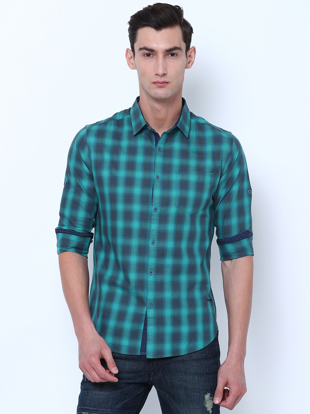 

LOCOMOTIVE Men Green & Grey Slim Fit Checked Casual Shirt