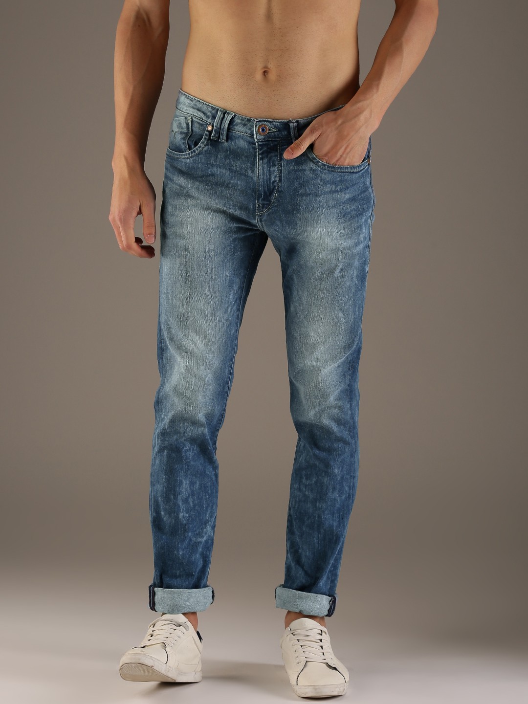 

Flying Machine Men Blue Tapered Fit Mid-Rise Low Distress Jeans