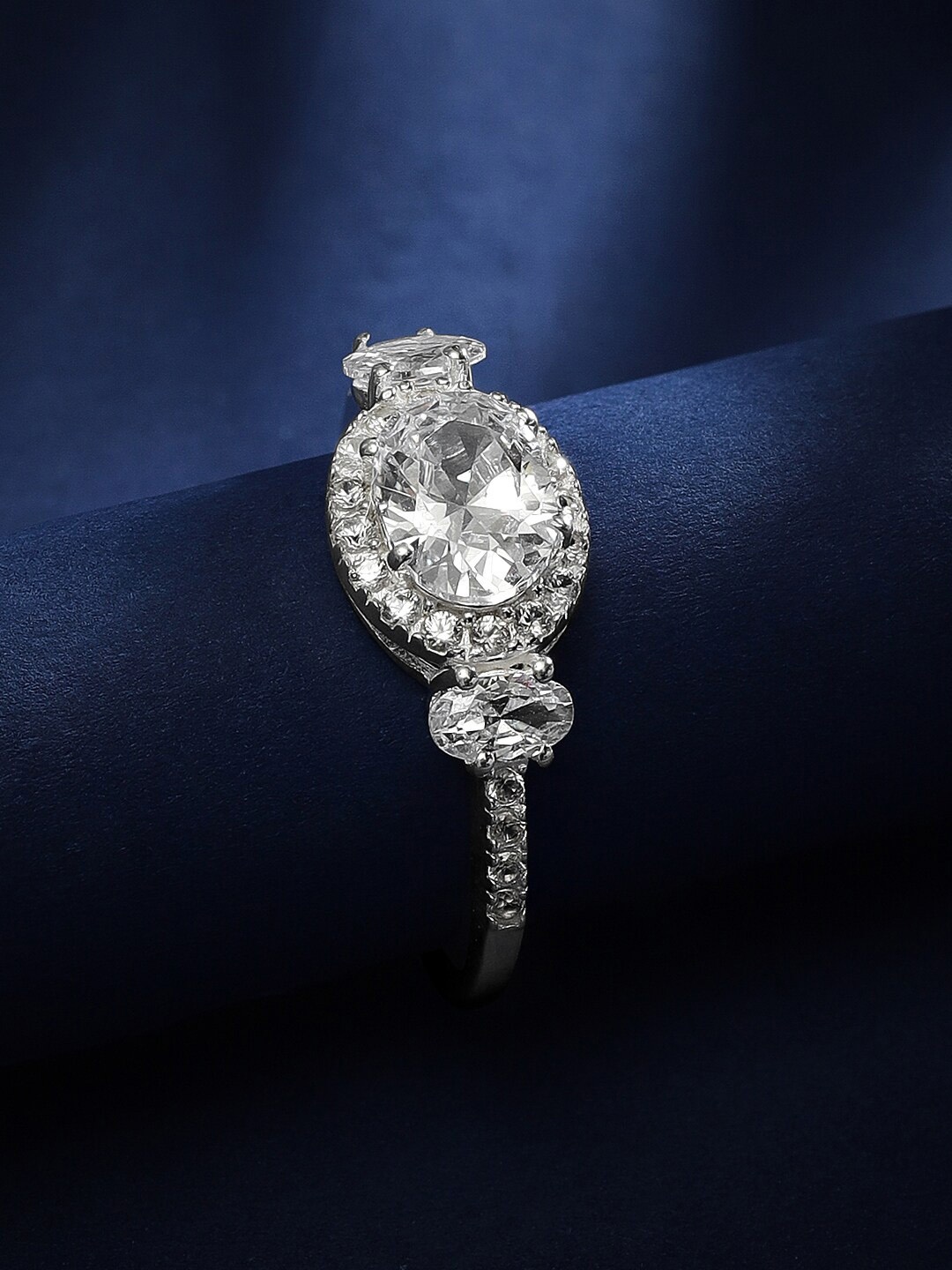 

Rubans Silver Rhodium-Plated Zirconia Studded Classic Ring