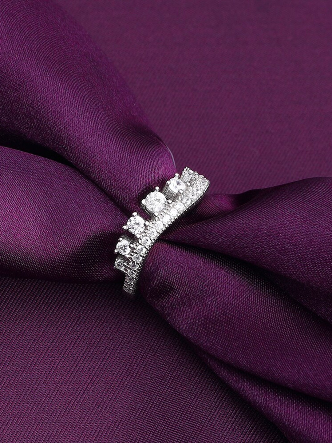 

GIVA 925 Sterling Silver Rhodium-Plated CZ-Studded Finger Ring