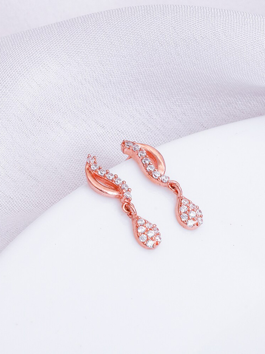 

GIVA 925 Sterling Silver Rose Gold-Plated Zircon Studded Contemporary Studs