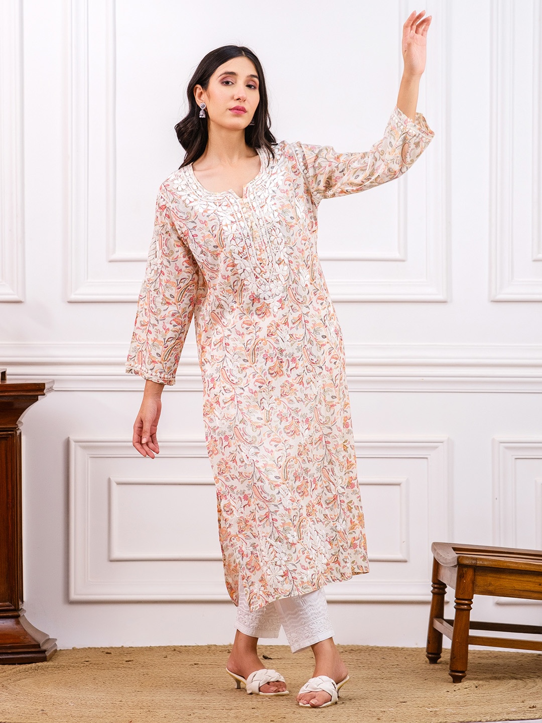 

Chowkhat Printed Cotton Straight Kurta, Peach