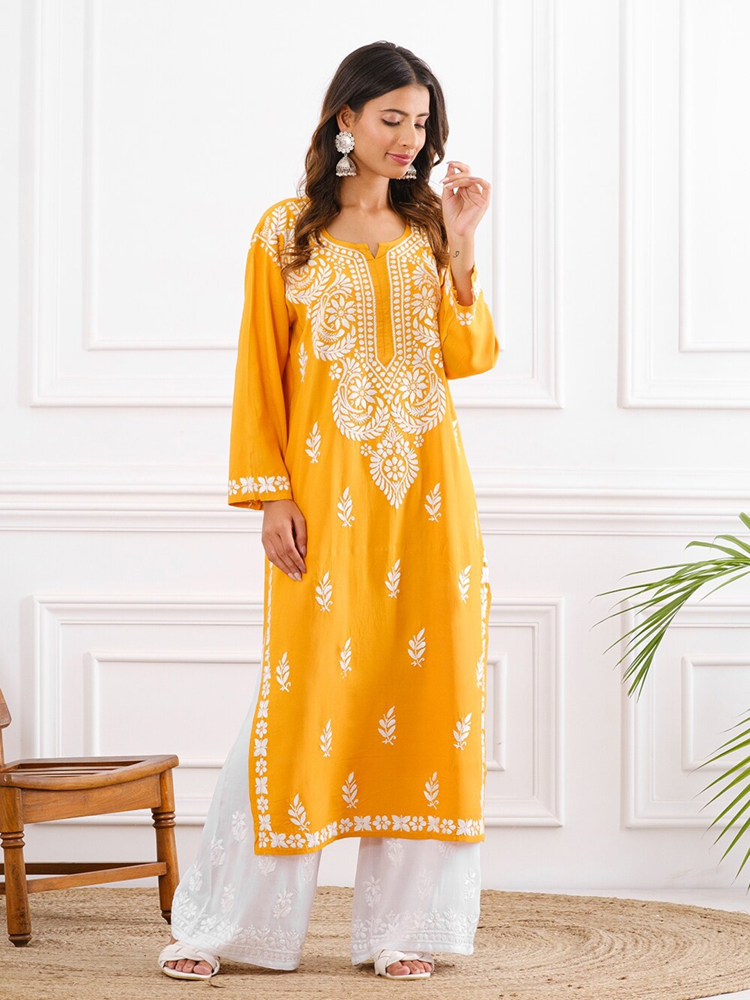 

Chowkhat Ethnic Motifs Embroidered Straight Kurta, Yellow