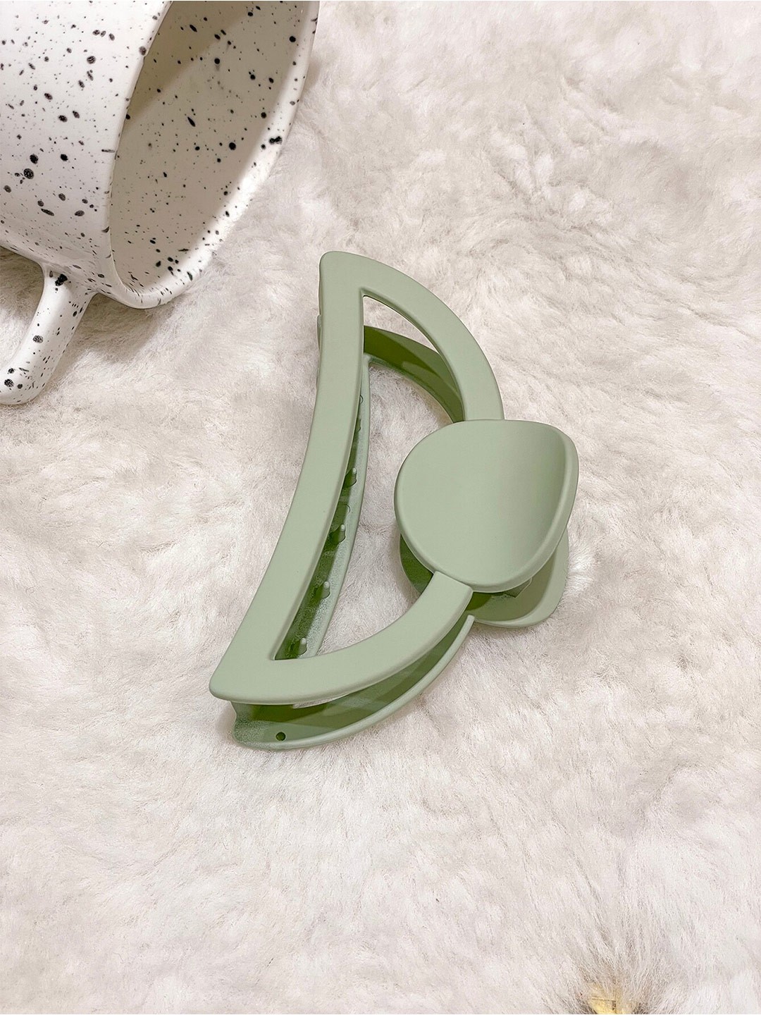 

VAGHBHATT Half Moon Claw Clip, Green