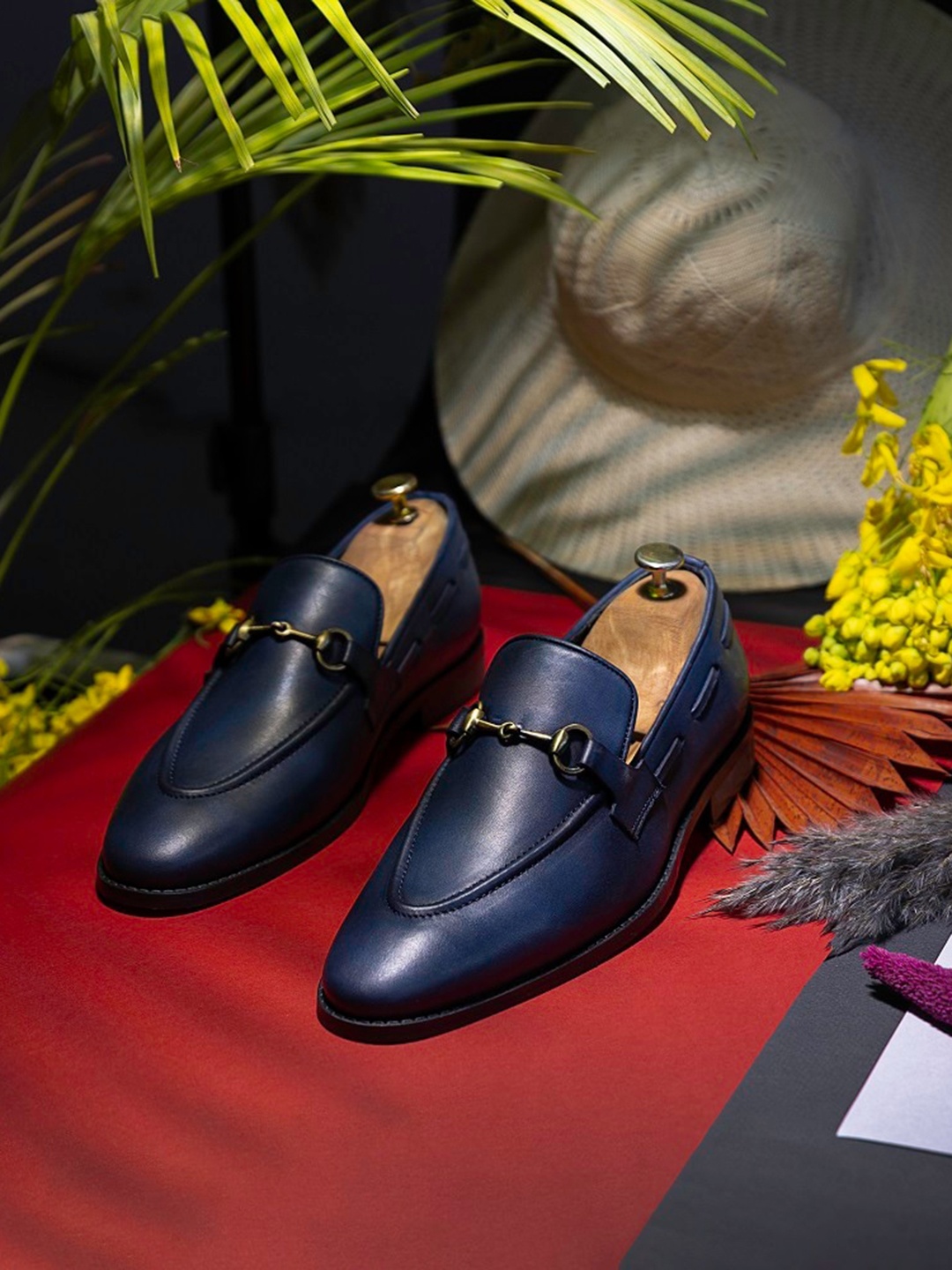 

GRIFFIN Men Buckled Leather Loafers, Navy blue